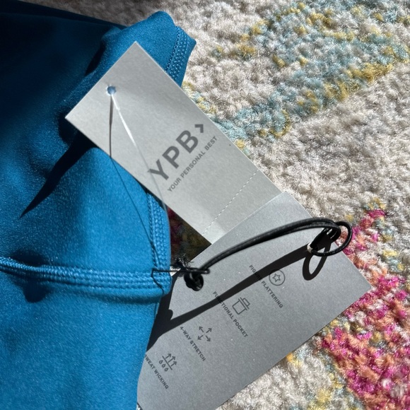 Matching set - Picture 7 of 15